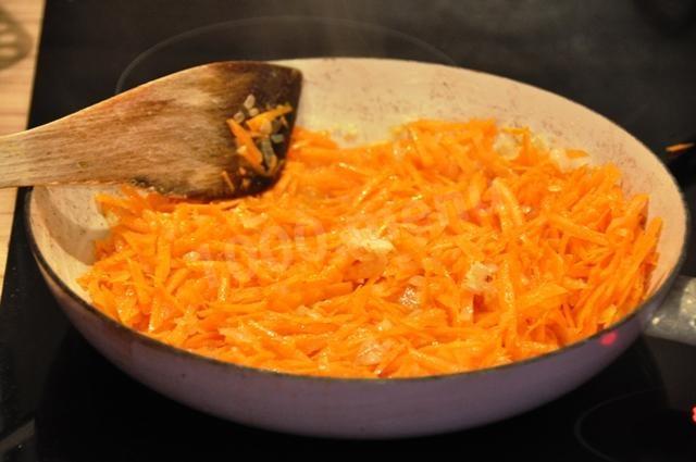 Шаг 3 приготовления Лингвини с говядиной свининой и овощами
