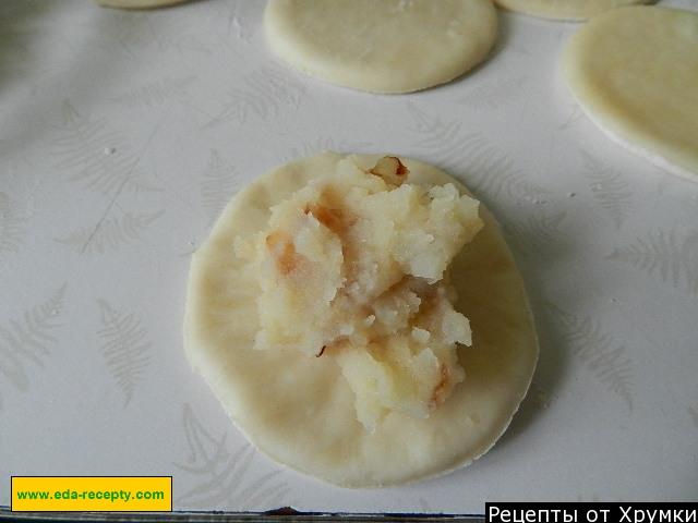 Шаг 12 приготовления вареники с салом и картошкой