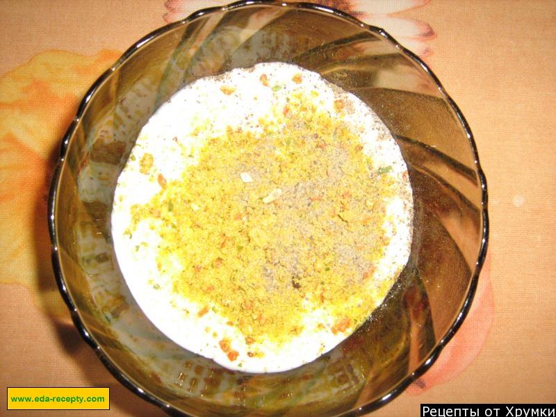 Шаг 2 приготовления Курица на бутылке целиком