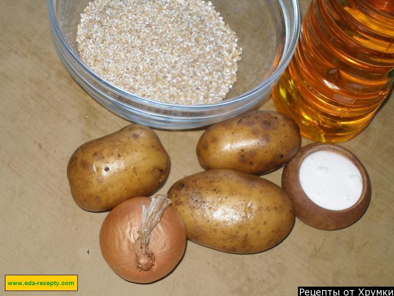 Шаг 1 приготовления Каша мульги из ячневой крупы и картофеля на воде