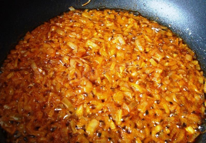 Шаг 4 приготовления Пёркёлт из курицы