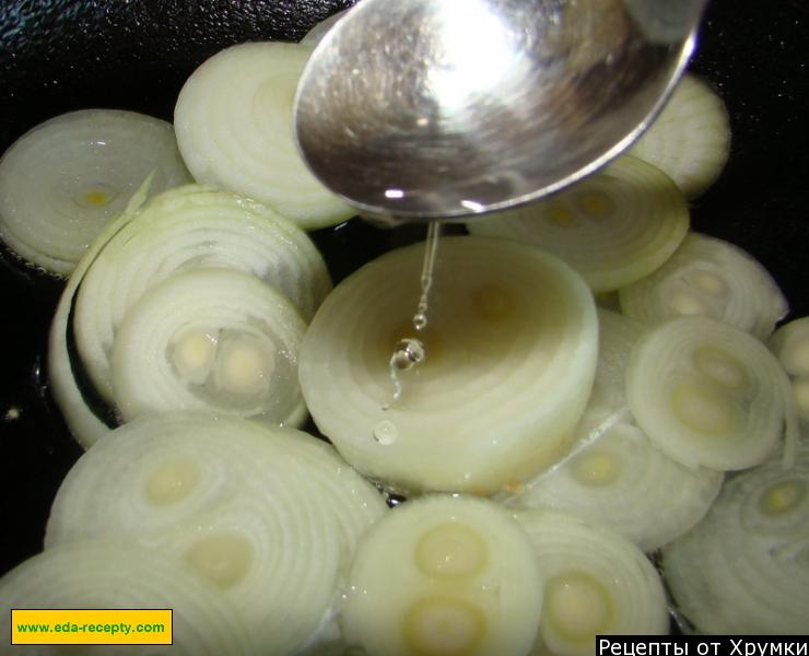 Шаг 4 приготовления Макароны с сосисками и помидорами