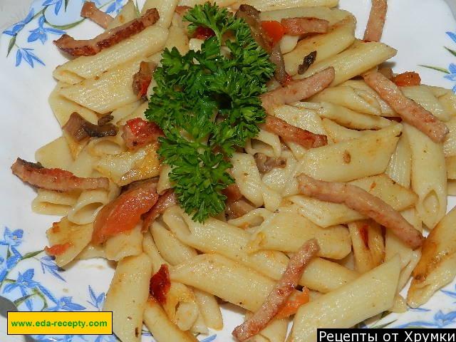 Обложка рецепта Макароны с ветчиной и шампиньонами