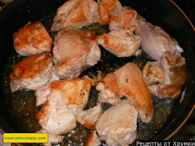 Шаг 5 приготовления Курица, тушенная с виноградом и карри