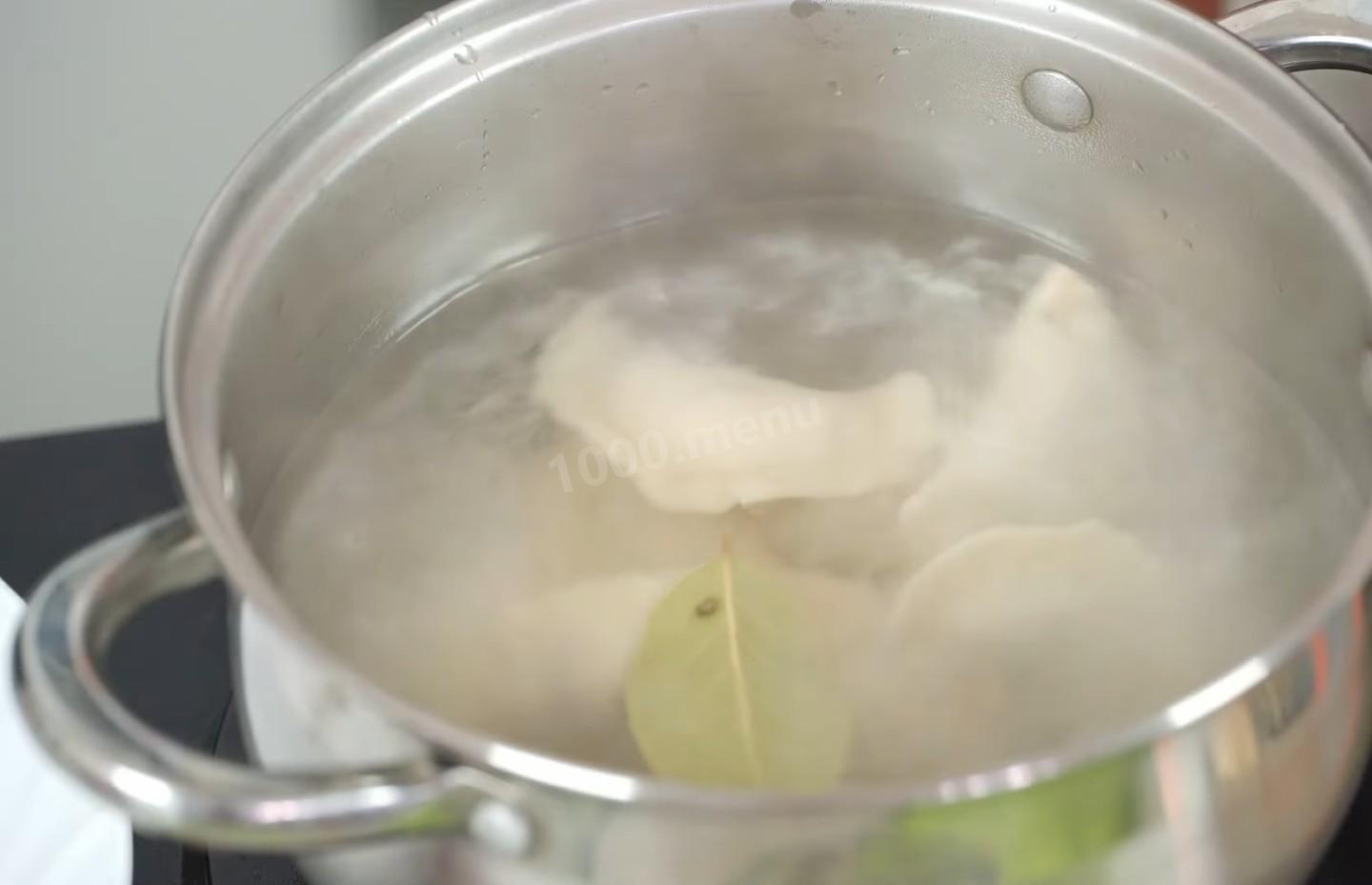 Шаг 17 приготовления Вареники с начинкой из мясного фарша с овощами
