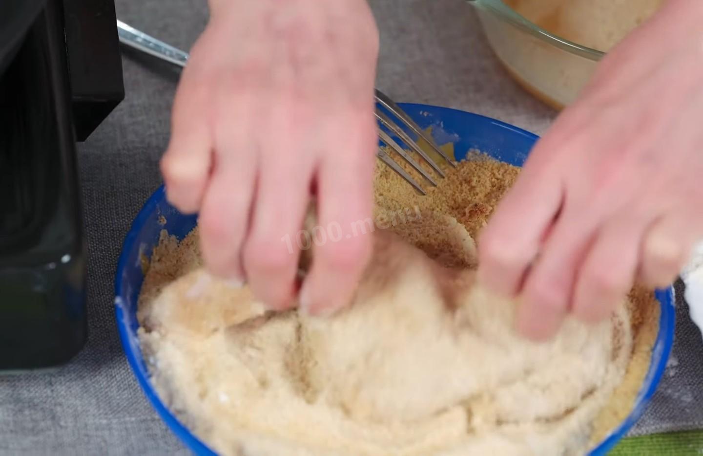 Шаг 9 приготовления Куриные крылышки в панировке на сковороде
