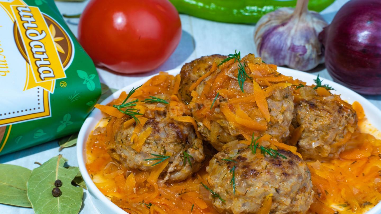 Шаг 12 приготовления Фрикадельки из мясного фарша с рисом в томатном соусе