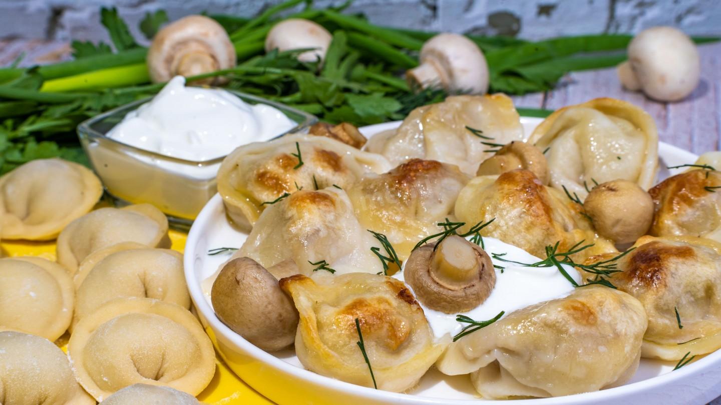 Обложка рецепта Сибирские пельмени с мясным фаршем по-генеральски