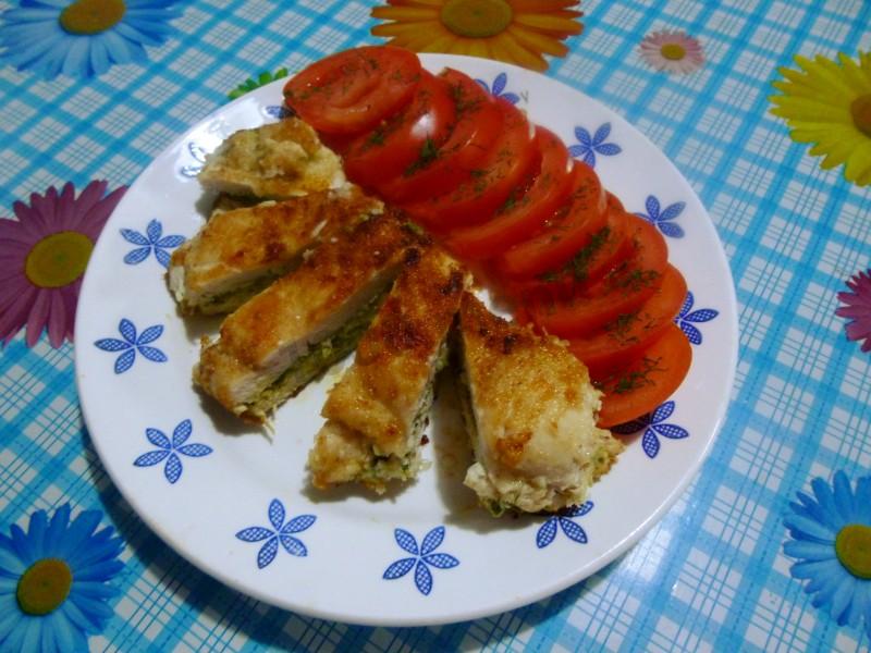 Шаг 9 приготовления Куриная грудка в укропном соусе с сыром внутри на сковороде