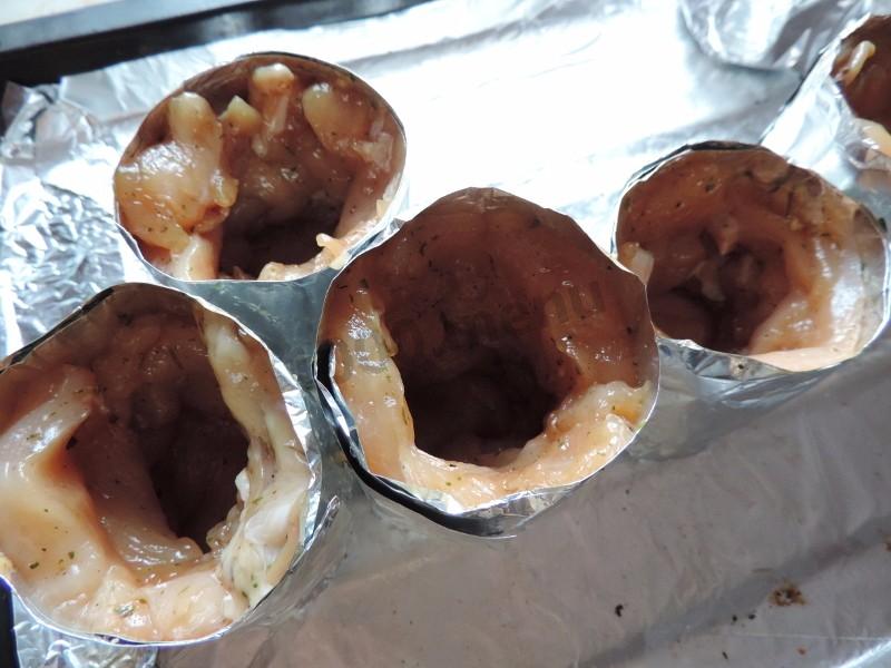 Шаг 6 приготовления Куриные маффины с гречкой и грибами