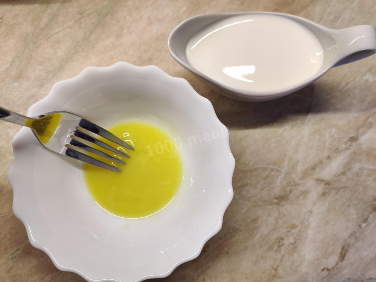 Шаг 6 приготовления Спагетти с твердым сыром молоком и сливками