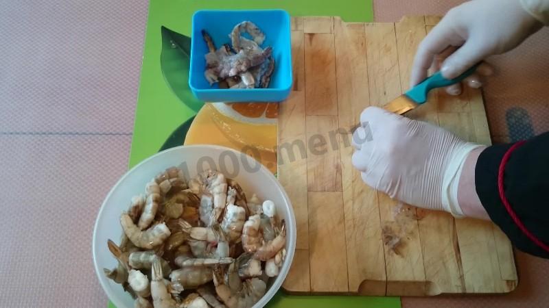 Шаг 2 приготовления Тигровые креветки в сливочном соусе