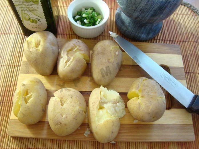 Шаг 5 приготовления Жаренный картофель с перцем и солью Сянцзань Цзяоянь Сяо Тудоу