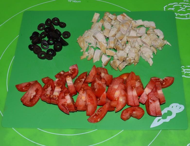 Шаг 6 приготовления Закрытая пицца кальцоне с курицей и грибами