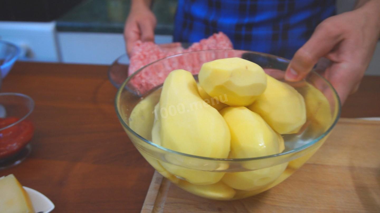 Шаг 2 приготовления Сочные биточки с картошкой и сыром