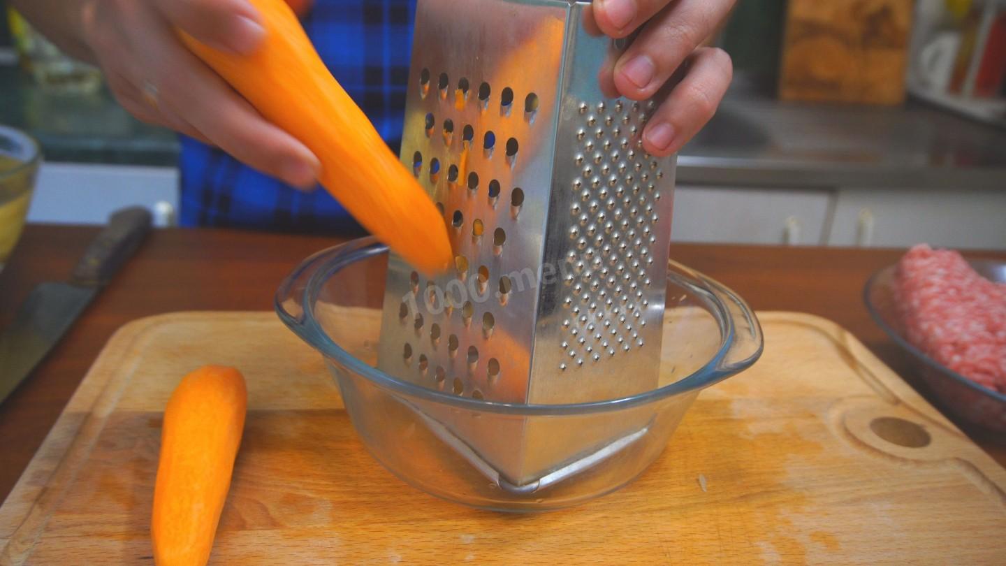 Шаг 4 приготовления Сочные биточки с картошкой и сыром