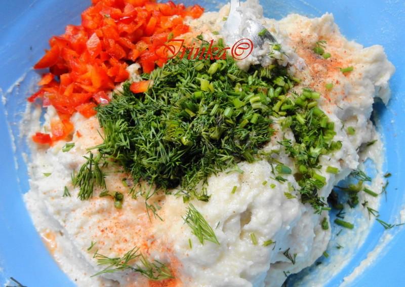 Шаг 2 приготовления Мини-запеканки из куриного филе с творогом