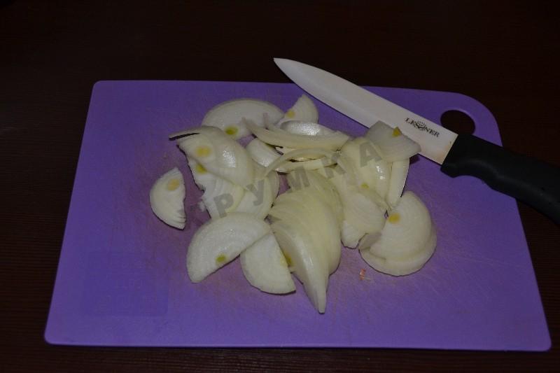 Шаг 3 приготовления Чахохбили из куриных ножек в мультиварке