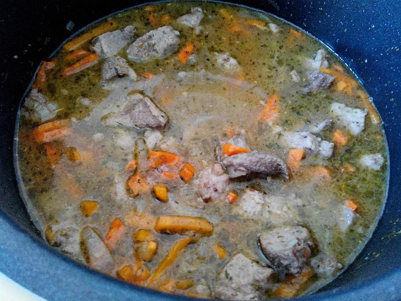 Шаг 12 приготовления Тушеное мясо с морковью в мультиварке вкусно и просто