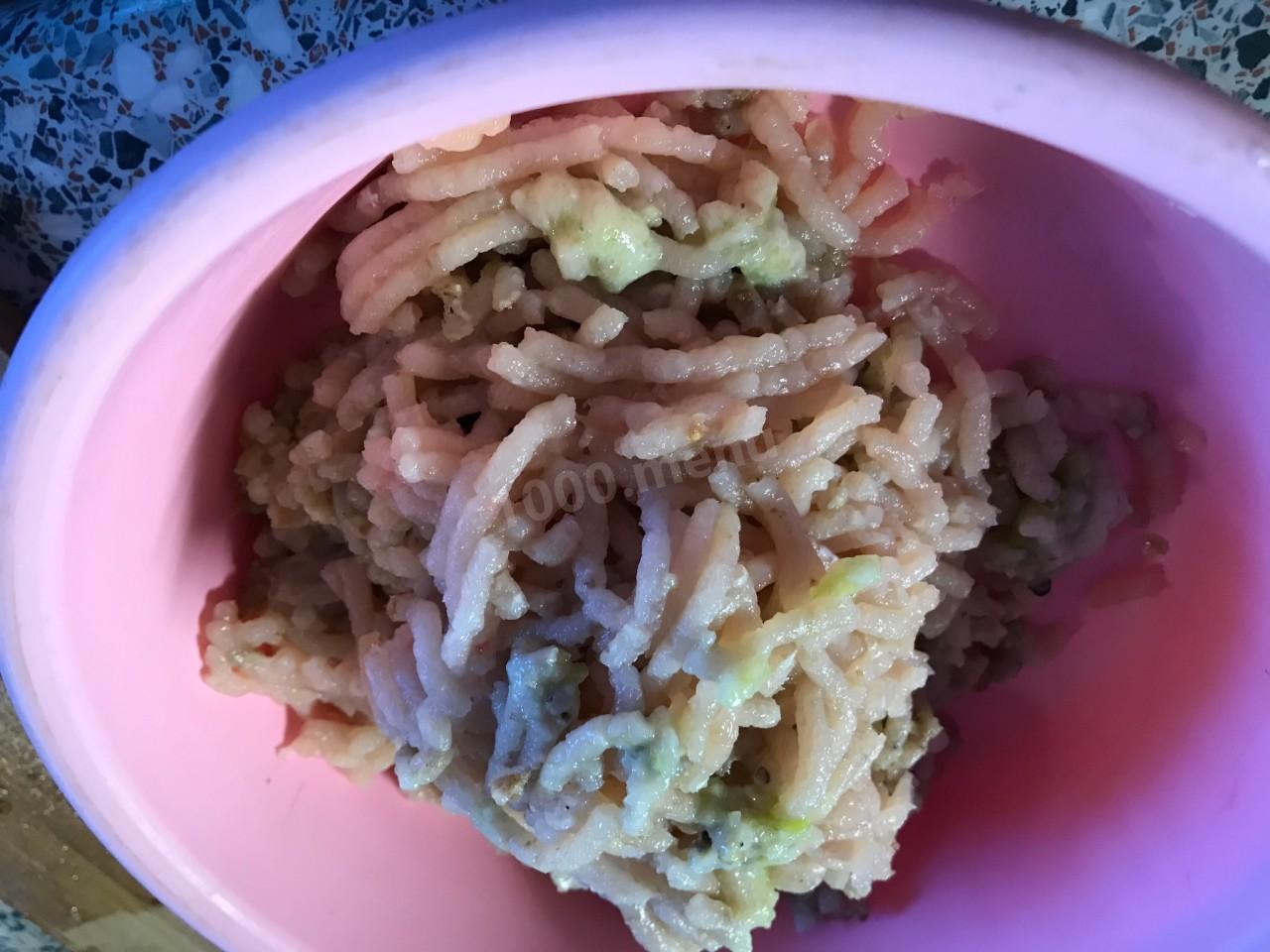 Шаг 1 приготовления Котлеты куриные с сыром и шампиньонами