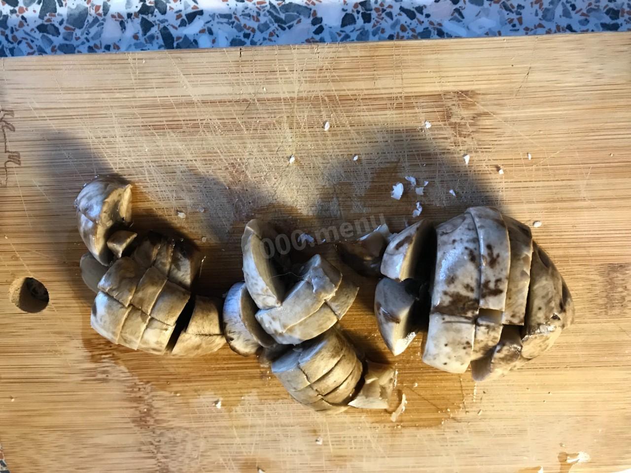 Шаг 3 приготовления Котлеты куриные с сыром и шампиньонами