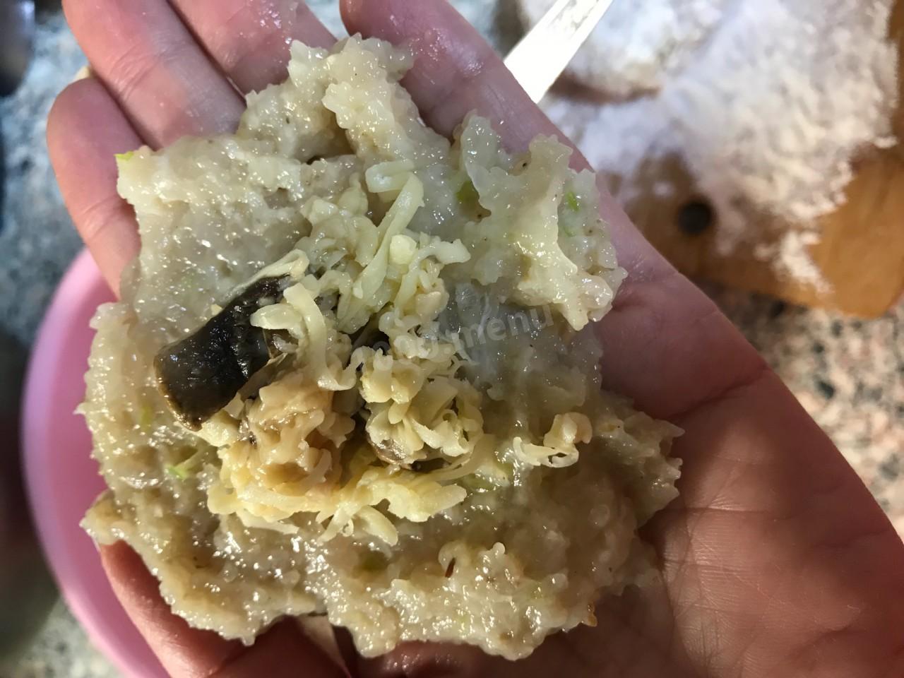 Шаг 5 приготовления Котлеты куриные с сыром и шампиньонами