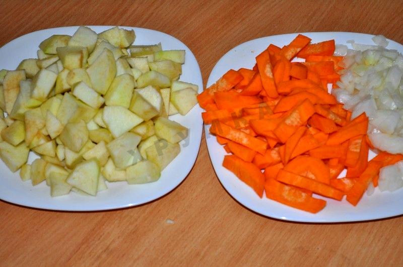 Шаг 3 приготовления Утка с яблоками в мультиварке