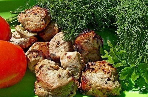 Обложка рецепта Шашлык из свинины с луком на углях