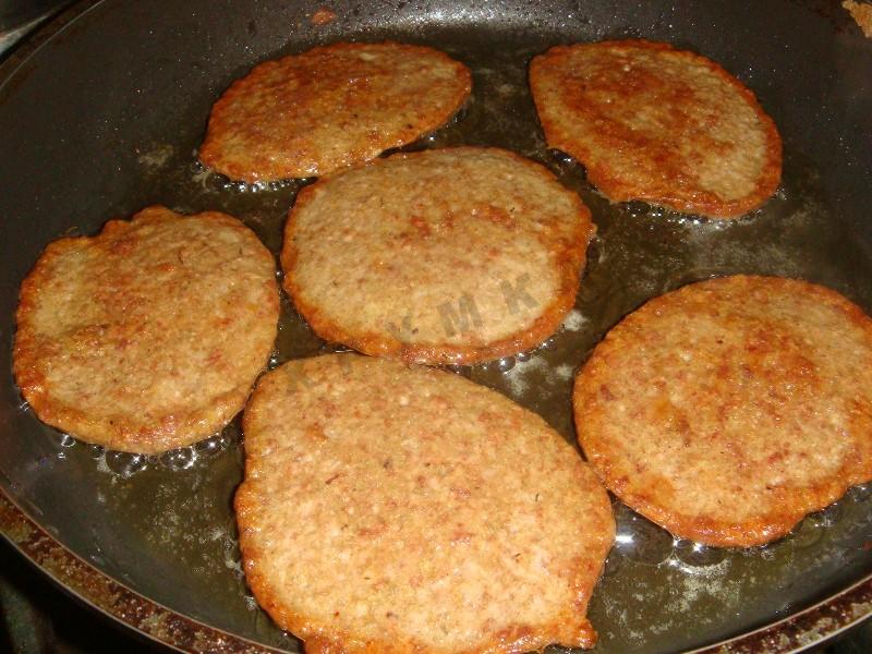 Шаг 6 приготовления Оладьи из куриной печени