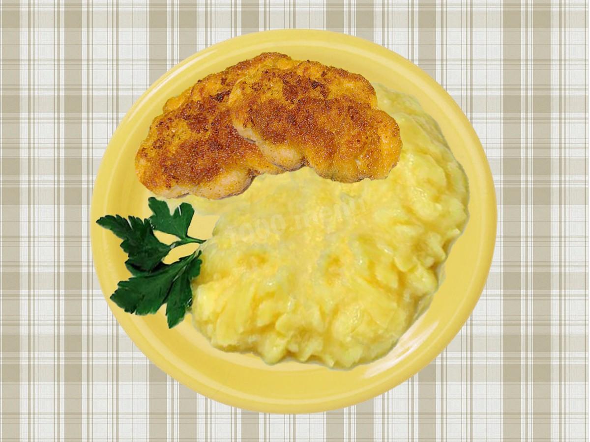 Обложка рецепта Картофельное пюре с твердым сыром и чесноком