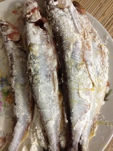 Шаг 5 приготовления Жареная корюшка