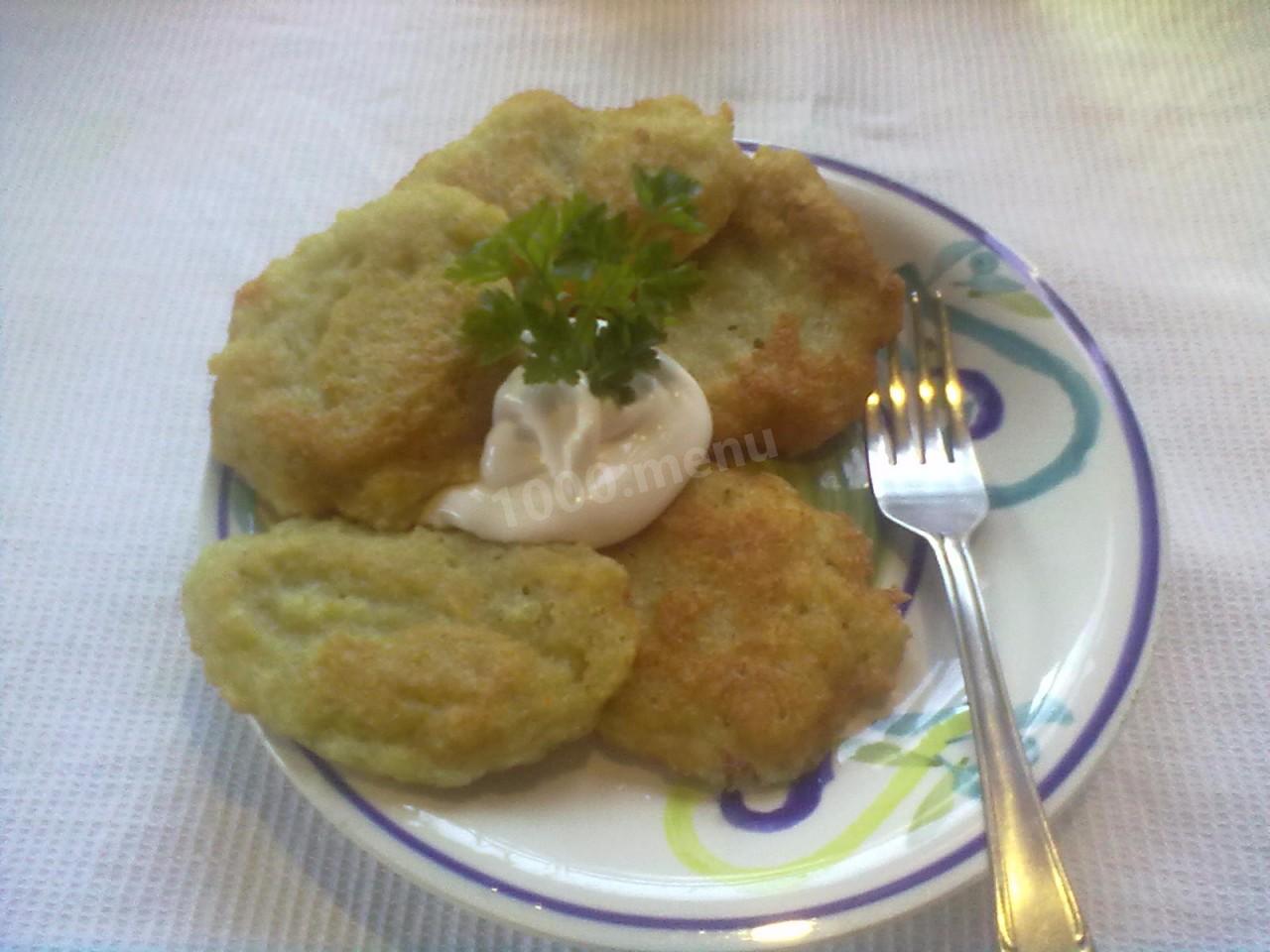 Шаг 4 приготовления Драники с манкой
