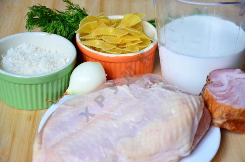 Шаг 1 приготовления Фарфалле с курицей в сливочном соусе