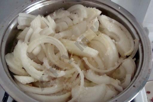 Шаг 2 приготовления Мясо в пиве