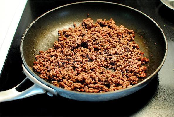 Шаг 2 приготовления Гречка с соусом болоньезе