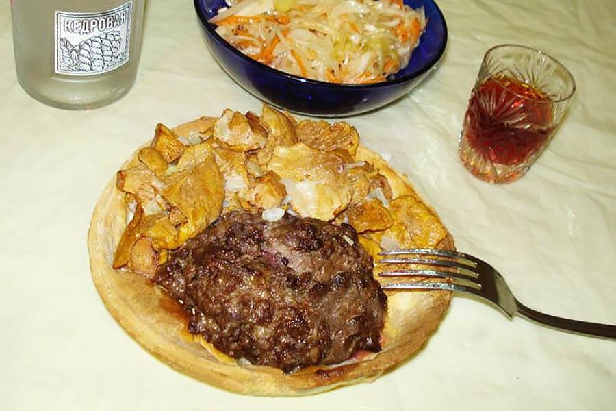 Обложка рецепта Котлеты из мяса бобра
