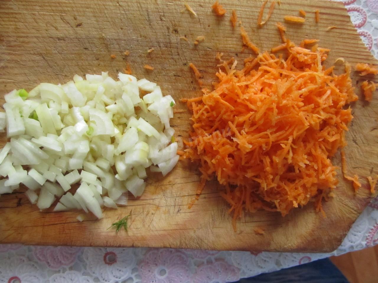 Шаг 3 приготовления Макароны с зеленым горошком и сыром