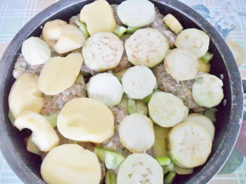 Шаг 20 приготовления Казан котлеты, котлеты в кастрюле