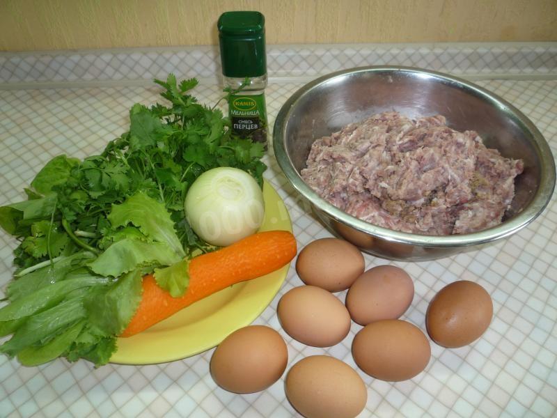 Шаг 1 приготовления Мясное пасхальное кольцо с яйцами