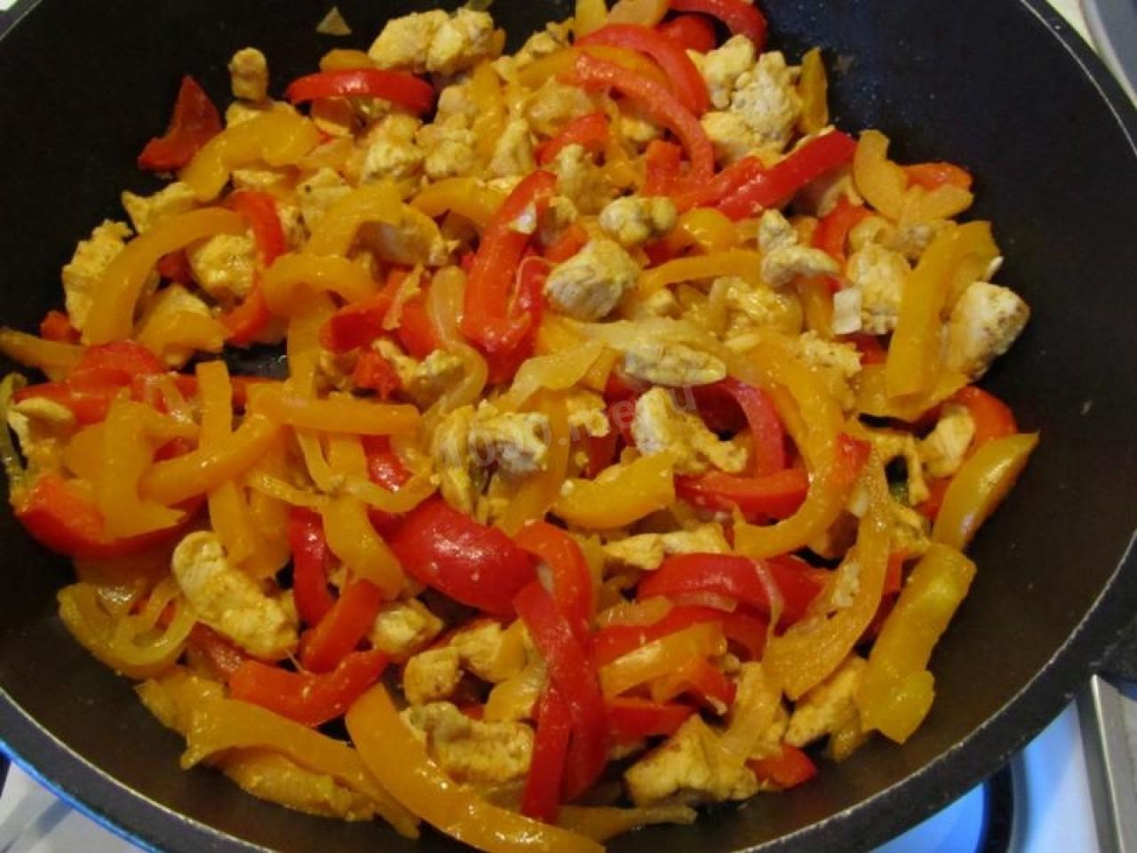Шаг 12 приготовления Куриная грудка с апельсинами и болгарским перцем