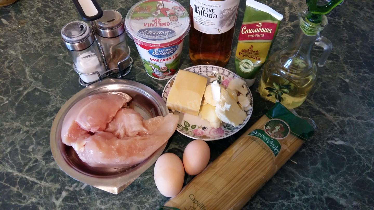 Шаг 1 приготовления Спагетти с курицей в сметанном соусе