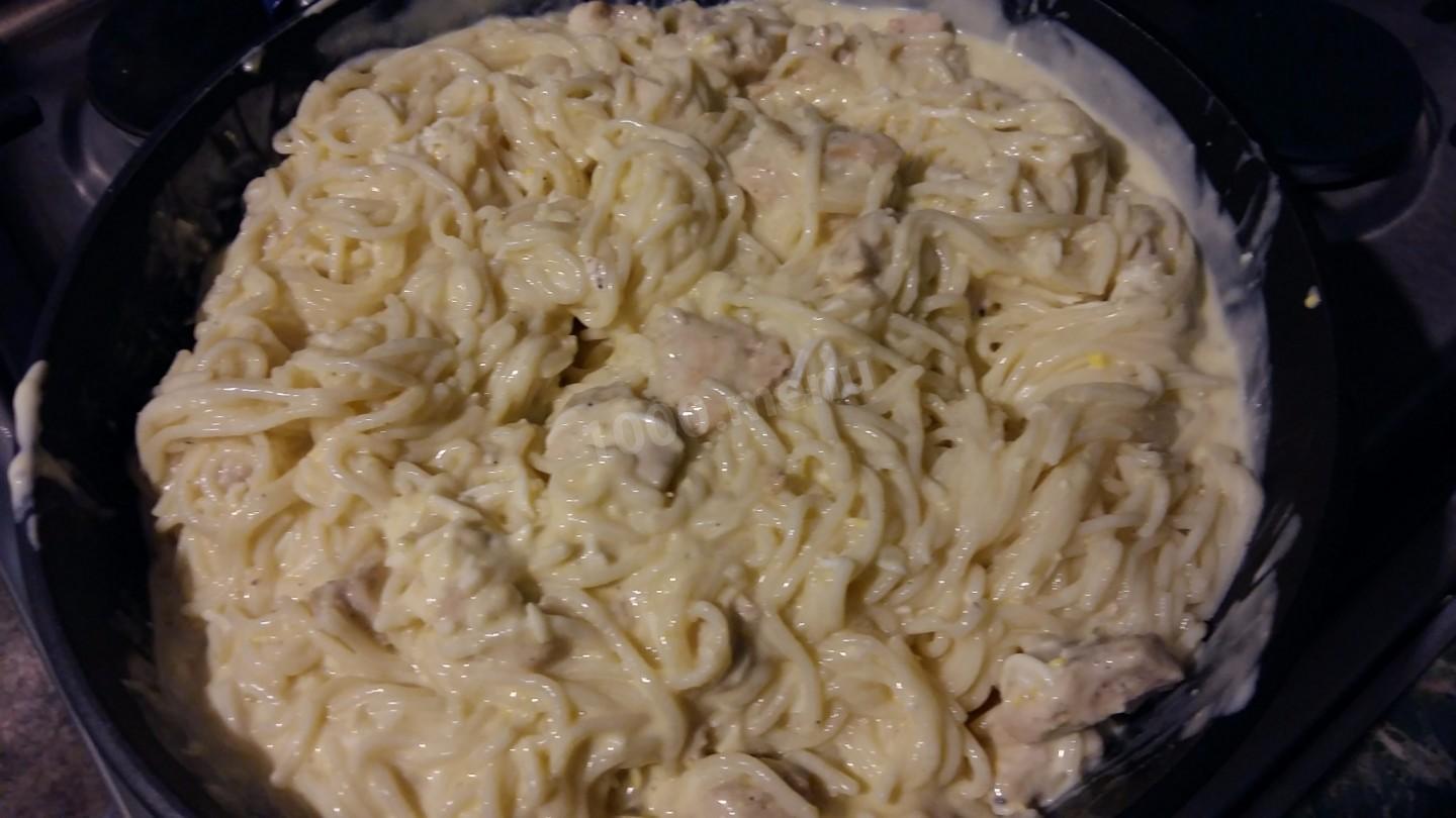 Шаг 6 приготовления Спагетти с курицей в сметанном соусе