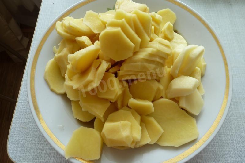 Шаг 3 приготовления Запеченный картофель в молоке
