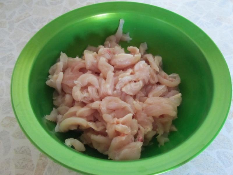 Шаг 4 приготовления Мексиканская кесадилья с курицей и сыром