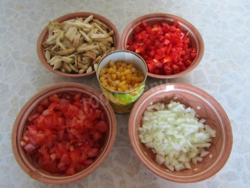 Шаг 8 приготовления Мексиканская кесадилья с курицей и сыром