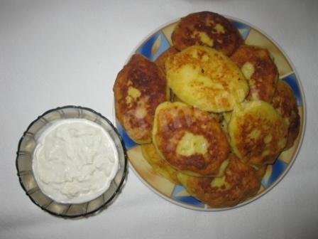Шаг 6 приготовления Зразы картофельные с горохом и грибами