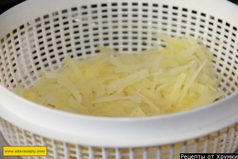 Шаг 3 приготовления Запеканка из капусты с кукурузой и сыром "Весенняя"