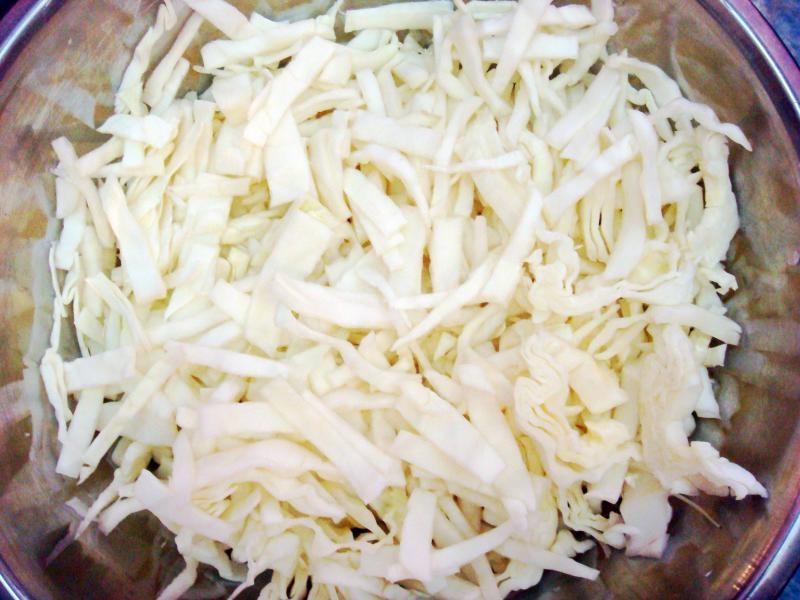 Шаг 1 приготовления Овощное рагу кабачки с капустой и шампиньонами