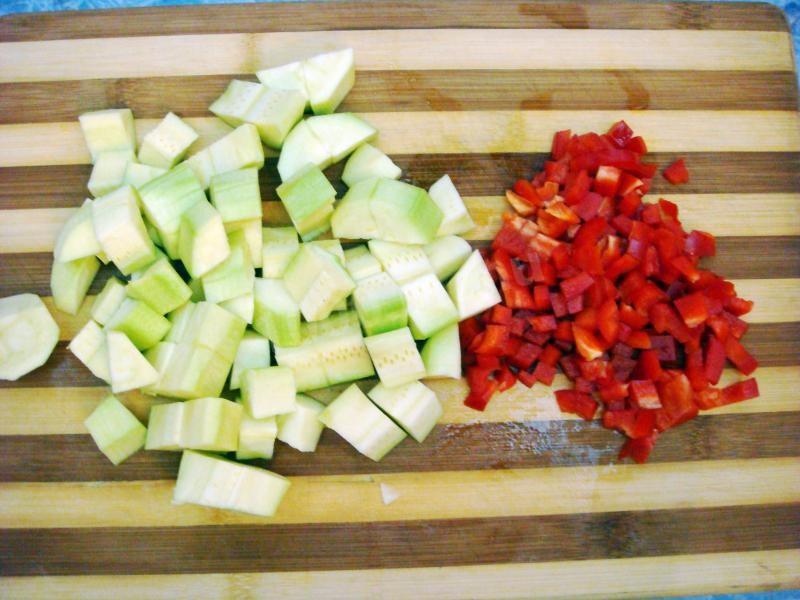 Шаг 5 приготовления Овощное рагу с грибами, кабачками и баклажанами