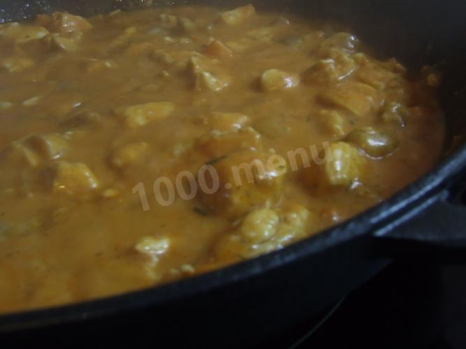 Шаг 6 приготовления Куриный гуляш из филе курицы